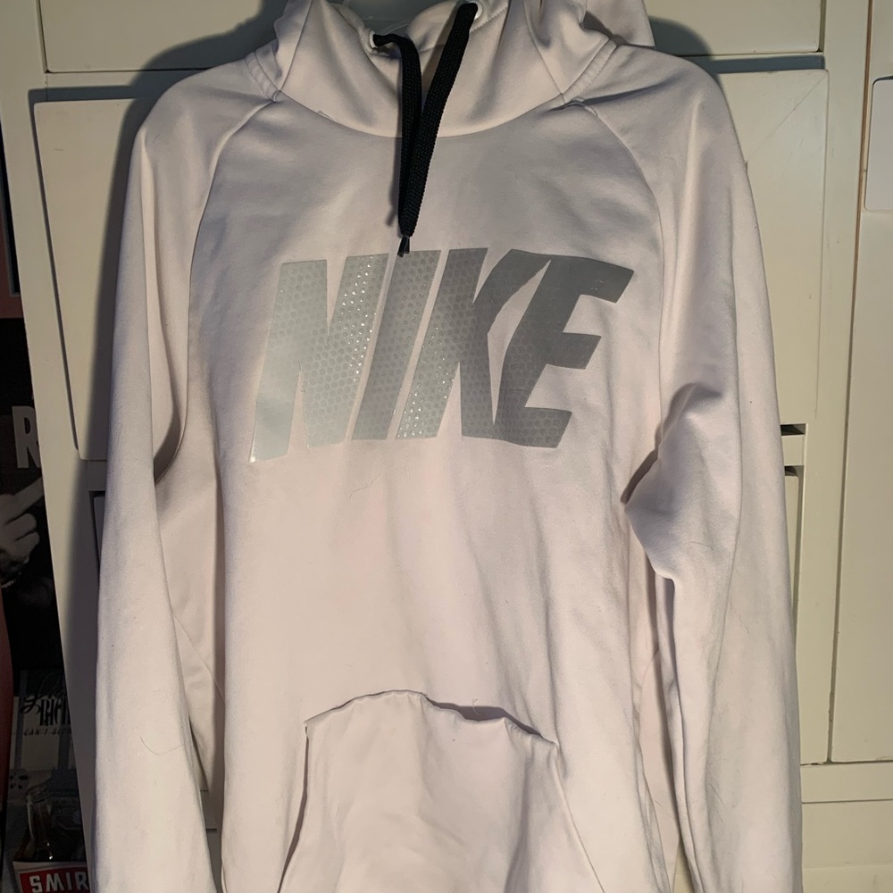 WHITE NIKE SWEATSHIRT!! MENS SMALL!!